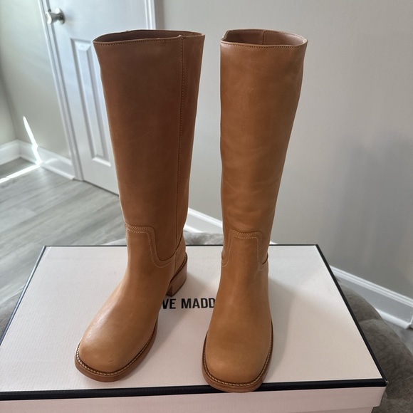 Steve Madden Tan Heeled Boots - Picture 3 of 5